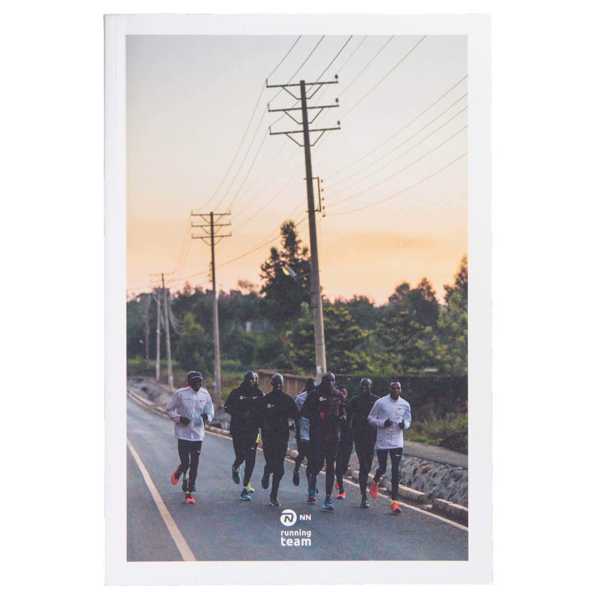 55％OFF】［NN RUNNING TEAM YEARBOOK 2019］選手年鑑 キプチョゲ 